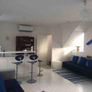 Gallery image of Les Graves in Villerville +45 photos