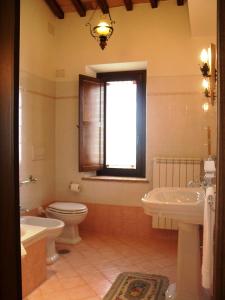 Ένα μπάνιο στο Agriturismo Casone +28 φωτογραφίες