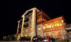 The building in which a szállodákat is located