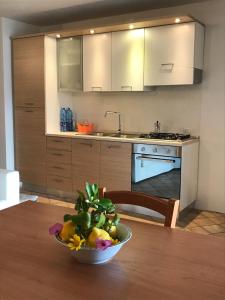 Una cocina o kitchenette en Salina Case Vacanze