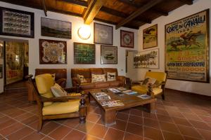 A seating area at B&B Il Quadrifoglio