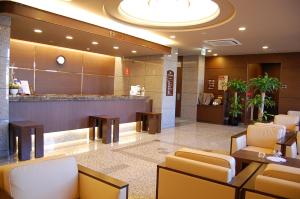 Posezení v ubytování Hotel Route-Inn Hisai Inter