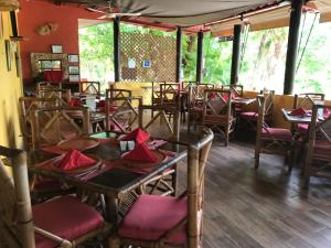 Posezení v ubytování The Pickled Onion B&B and Restaurant Uxmal