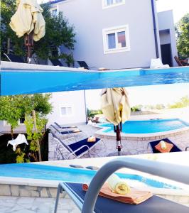 Basen w obiekcie Guest House Ilic lub w pobliżu