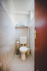 Kúpeľňa v ubytovaní Jerry Apartman