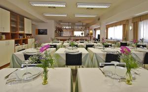 Εστιατόριο ή άλλο μέρος για φαγητό στο Hotel Maita