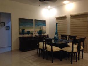 Dining area sa aparthotel