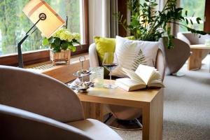 Posezení v ubytování Hotel Grüner Wald
