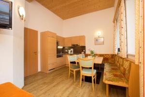 Kuchyňa alebo kuchynka v ubytovaní Appartement Alpenfex