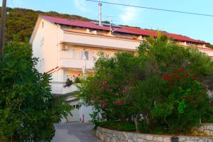 Budova, kde se bed and breakfast nachází