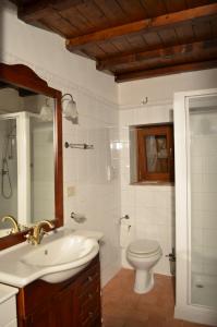 Ett badrum på Casa Sorgente
