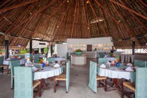 Imagen de la galería de Ocean Village Club (Adults Only), en Diani Beach