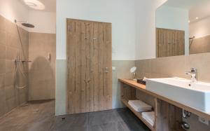 Koupelna v ubytování Hotel Rosengarten