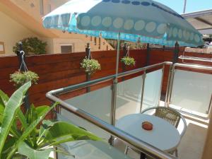 A balcony or terrace at Angelica Studios and Apartments