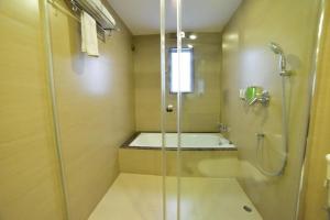 Koupelna v ubytování Hotel JIVA