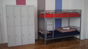 Posteľ alebo postele v izbe v ubytovaní Westend Hostel