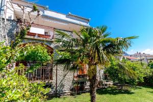 Vonkajšia záhrada v ubytovaní Apartment Yean