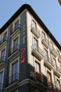Gallery image of Khu Hotel in Granada