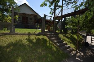 Imagen de la galería de Holiday Home Kućica Na Drvetu, en Banja Koviljača