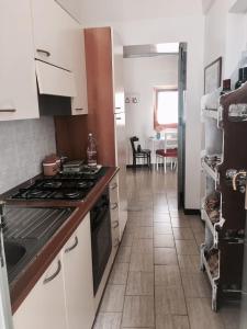Una cocina o kitchenette en Sole di Paglia