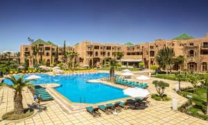Bazén v ubytování Palm Plaza Marrakech nebo v jeho okolí