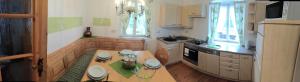 Küche/Küchenzeile in der Unterkunft Ferienwohnung Gruß aus Partenkirchen
