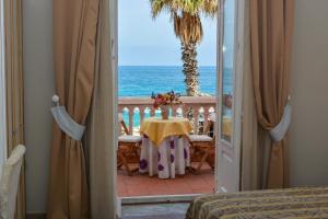 Gallery image of B&B Villa Raineri in Giardini Naxos