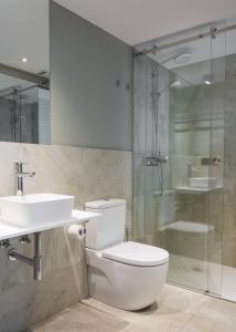 Koupelna v ubytování Hotel Atalaia