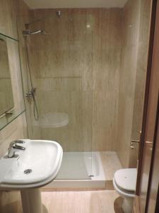 Kúpeľňa v ubytovaní Apartamento El Rasero + 24 fotografií