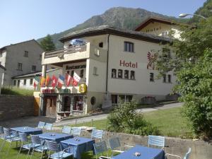 Nespecifikovaný výhled na hory nebo výhled na hory při pohledu z hotelu