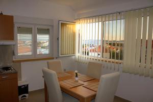 Kuchyň nebo kuchyňský kout v ubytování Apartment Toni Privlačka 32