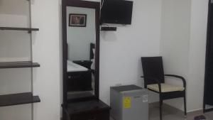 TV a/nebo společenská místnost v ubytování Hotel La Vieja Sara