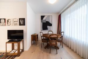 TV a/nebo společenská místnost v ubytování Appartements Hofquartier