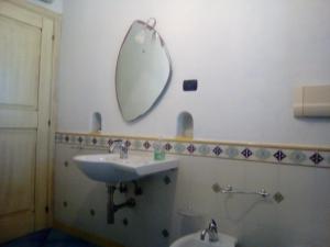 A bathroom at Villa Pontes