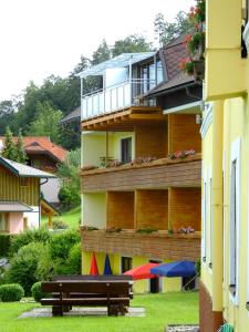 Κήπος έξω από το Hotel Fasching