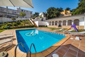 The swimming pool at or close to Vivalidays Casa Genis