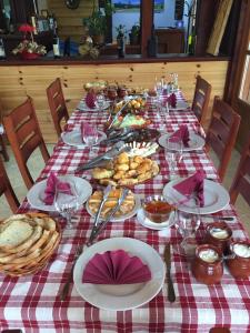 Hrana v oz. blizu hotela