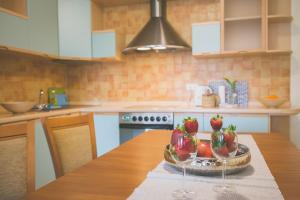Kuchyňa alebo kuchynka v ubytovaní Apartamenty przy Zamku