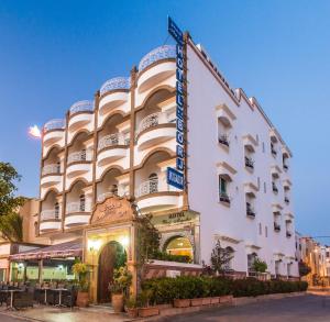 Budova, kde se hotel nachází