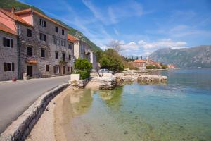 Gallery image of Apartments Saxo in Kotor