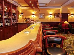 Lounge atau bar di Mercure Andorra