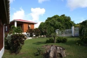 Zahrada ubytování Statia Lodge