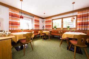 Restorāns vai citas vietas, kur ieturēt maltīti, naktsmītnē Gästehaus Wanker