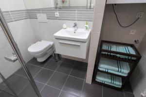 Kúpeľňa v ubytovaní Apartment Aloha