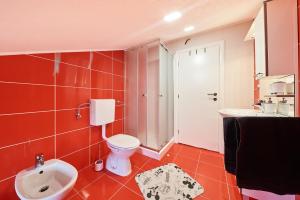 Ein Badezimmer in der Unterkunft Alto Apartments