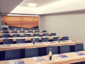 Der Geschäftsbereich oder Konferenzraum in der Unterkunft Mercure Lisboa Almada