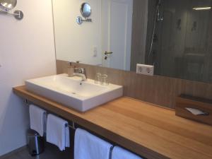 Koupelna v ubytování Hotel Spiegel Garni
