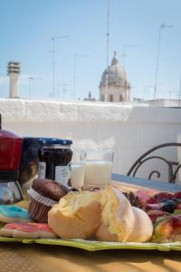 Comida no apartamento ou em algum lugar perto
