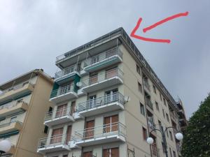 Budova, v ktorej sa apartmán nachádza