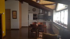 Kuchyň nebo kuchyňský kout v ubytování El Cordel de Gredos